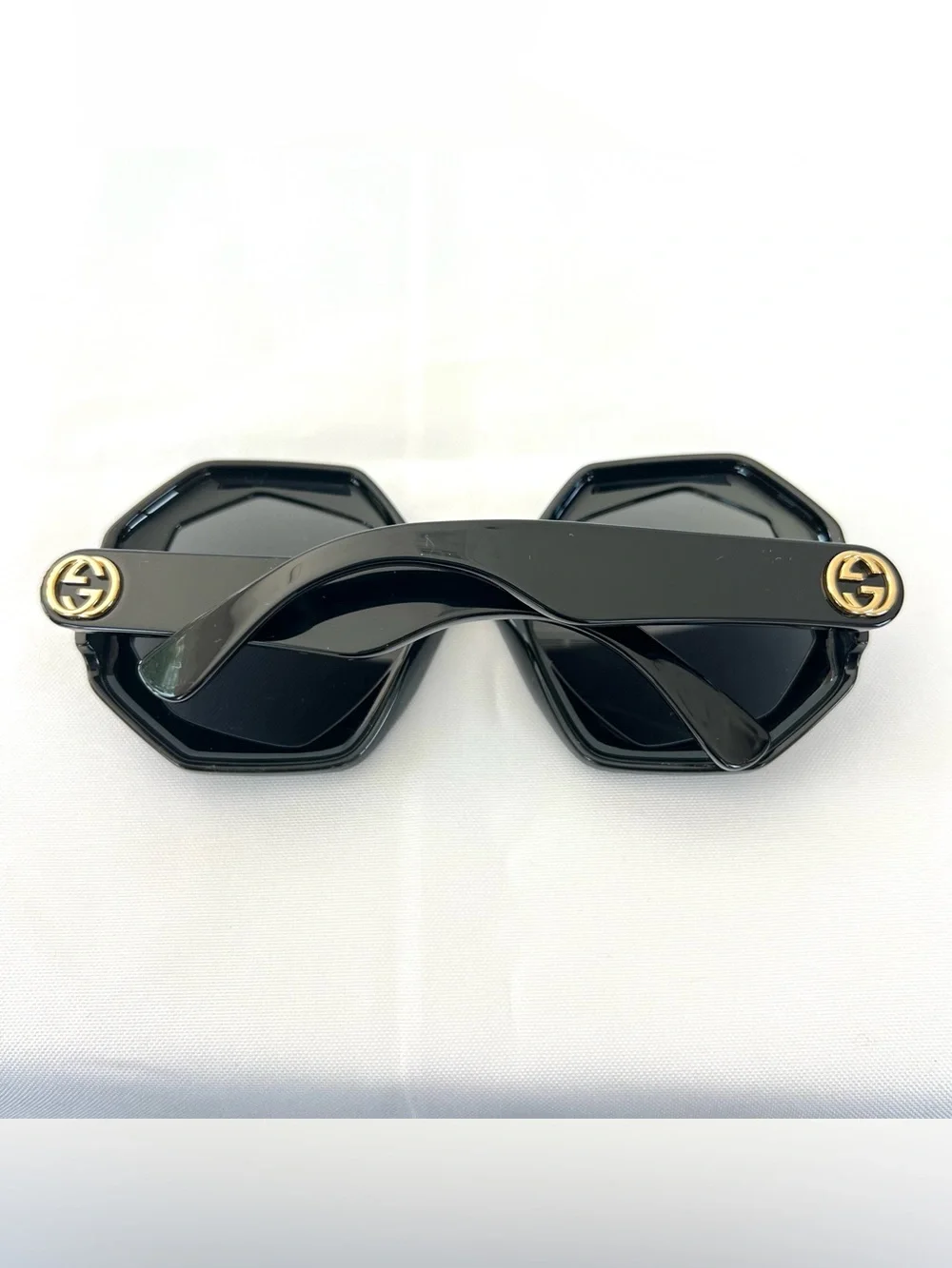 GUCCI Italy NEW GG1242S Geometric Black Lens Black Frame Gold Logo Sunglasses